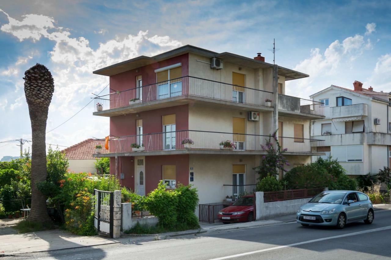 Apartments Pericic Podstrana Bagian luar foto